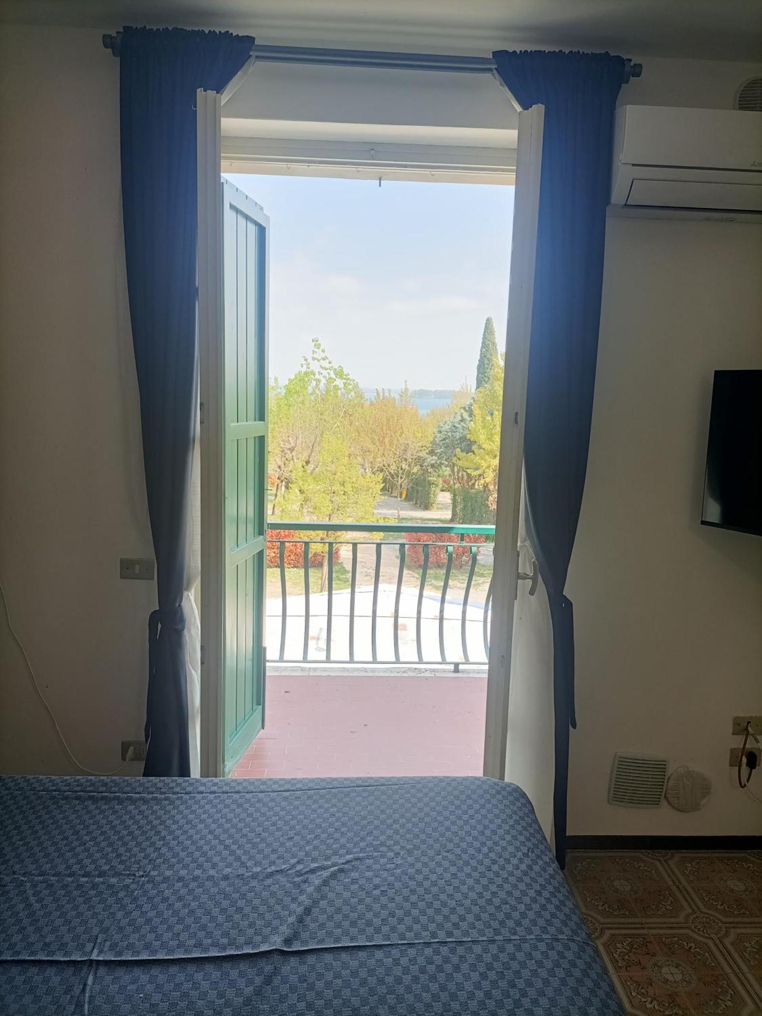 Appartamento Campiello Sirmione Exterior photo